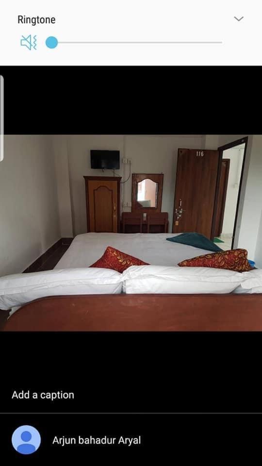 Hotel Shiva'S Dream Sauraha Eksteriør bilde