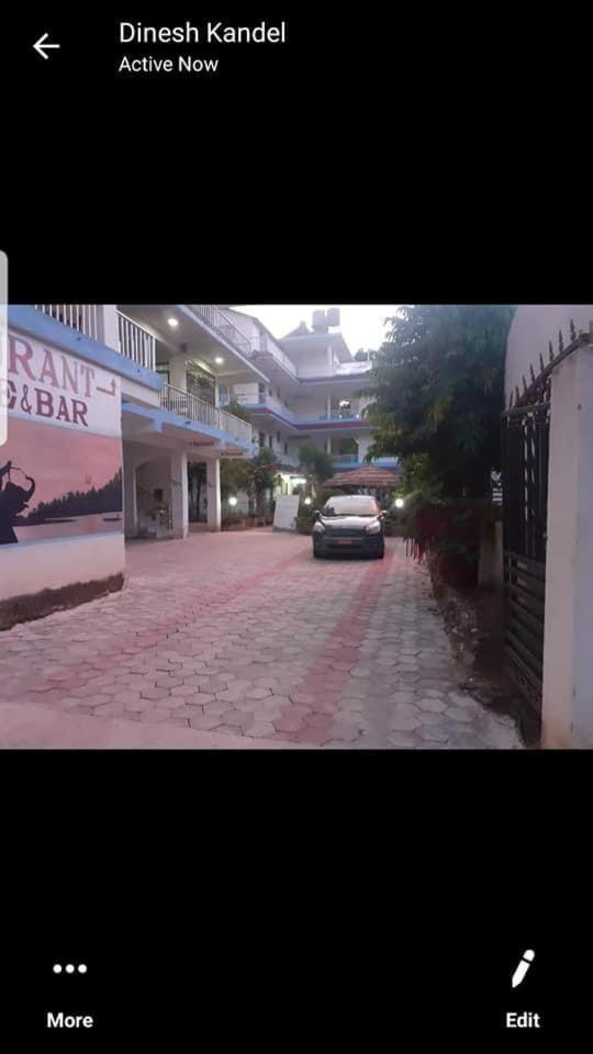 Hotel Shiva'S Dream Sauraha Eksteriør bilde