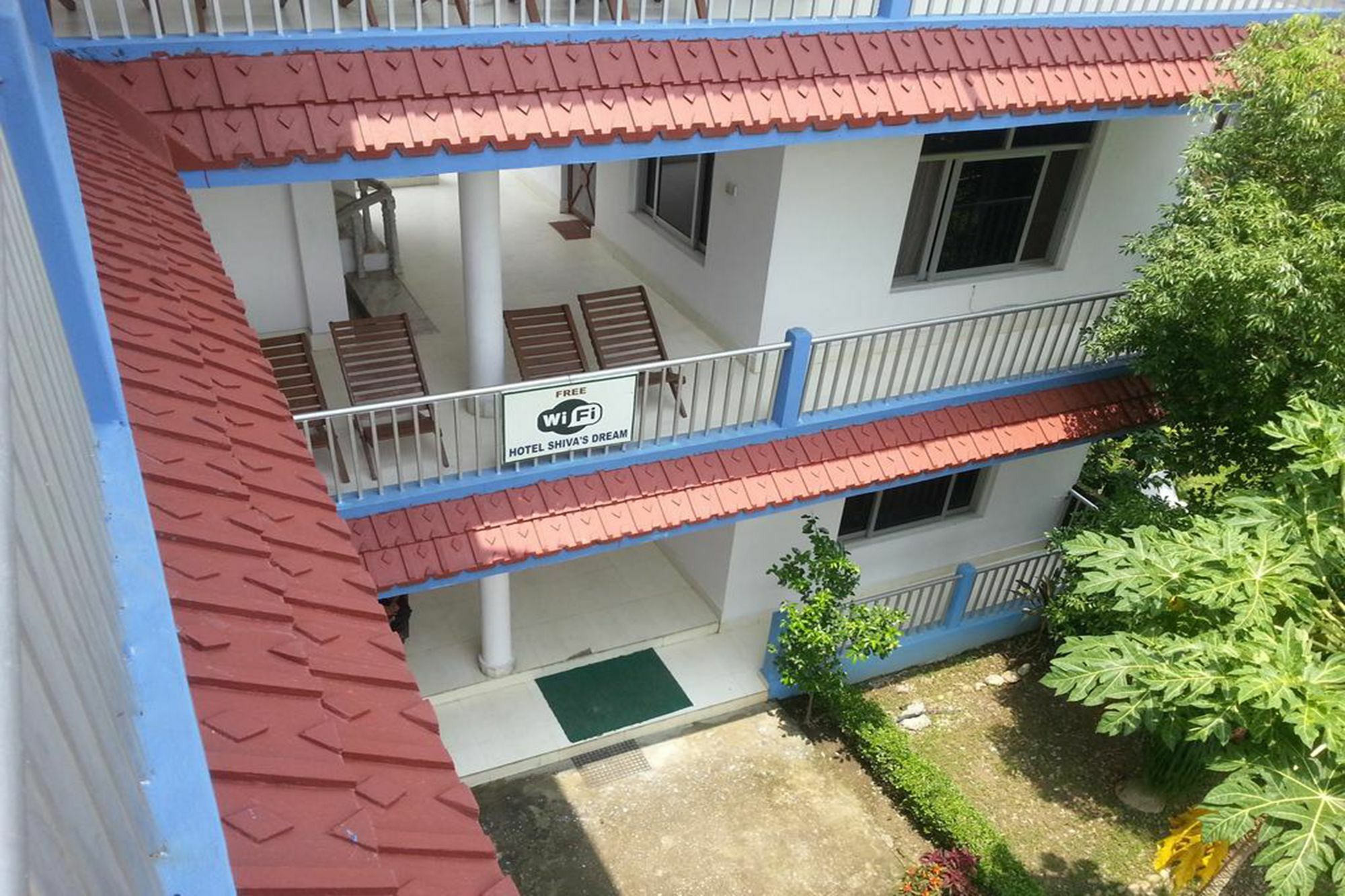 Hotel Shiva'S Dream Sauraha Eksteriør bilde
